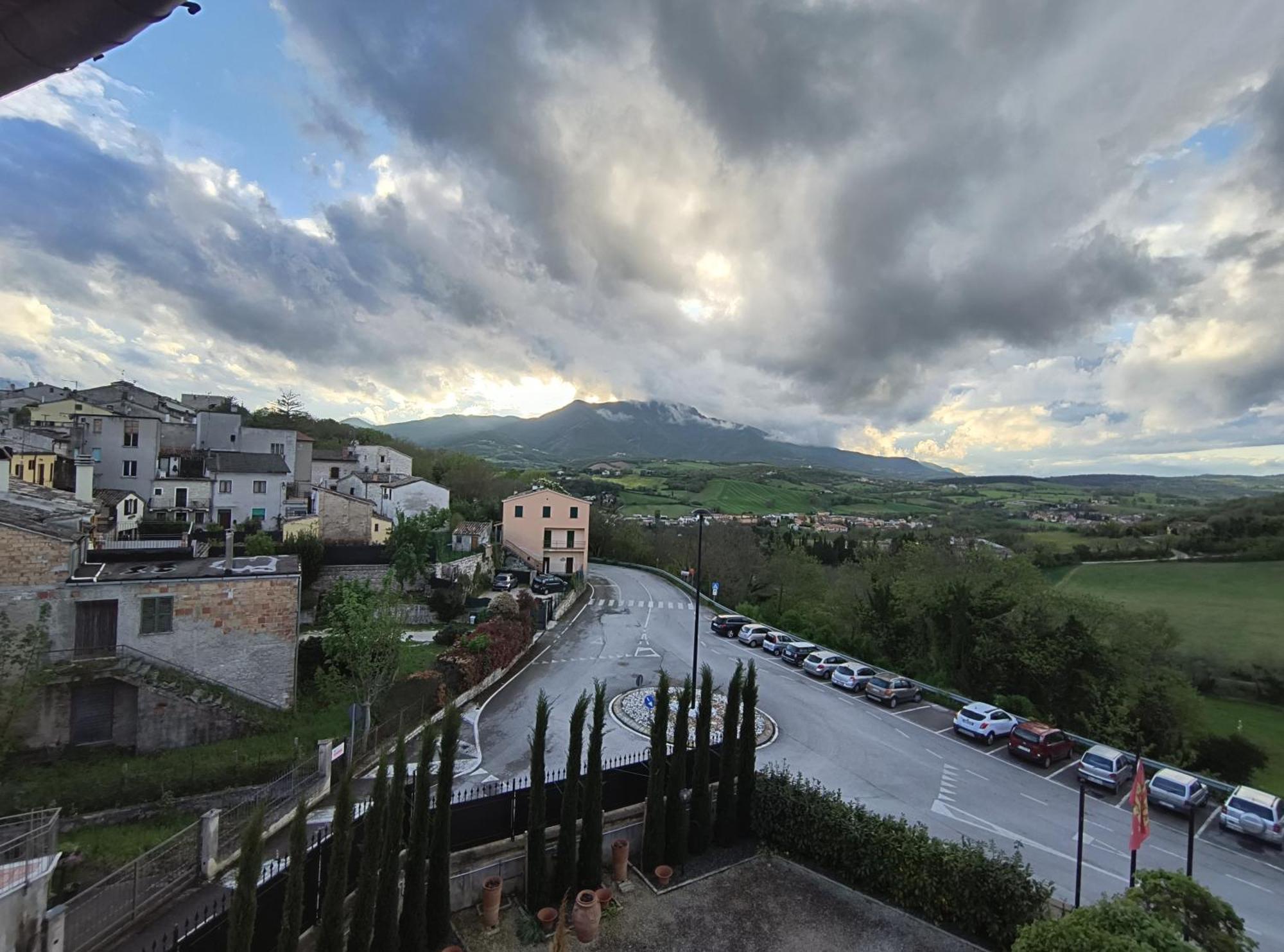 Degli Alessandri House Sassoferrato 外观 照片
